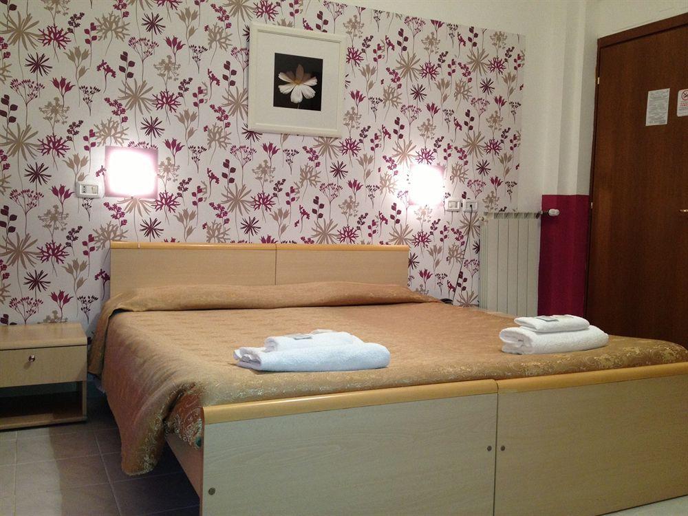 Hotel Genziana Cenova Dış mekan fotoğraf